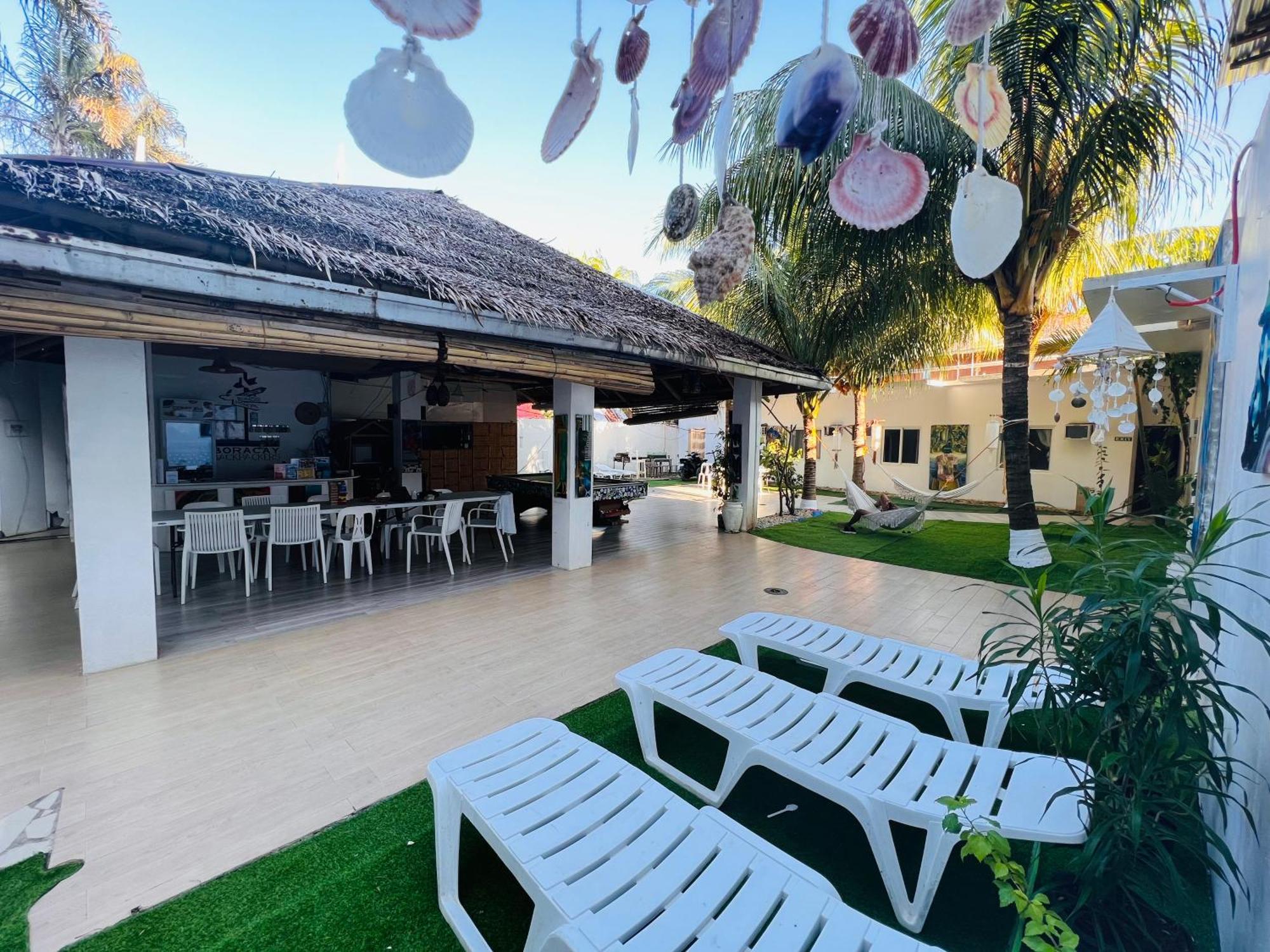 Boracay Backpackers Vandrarhem Balabag  Exteriör bild